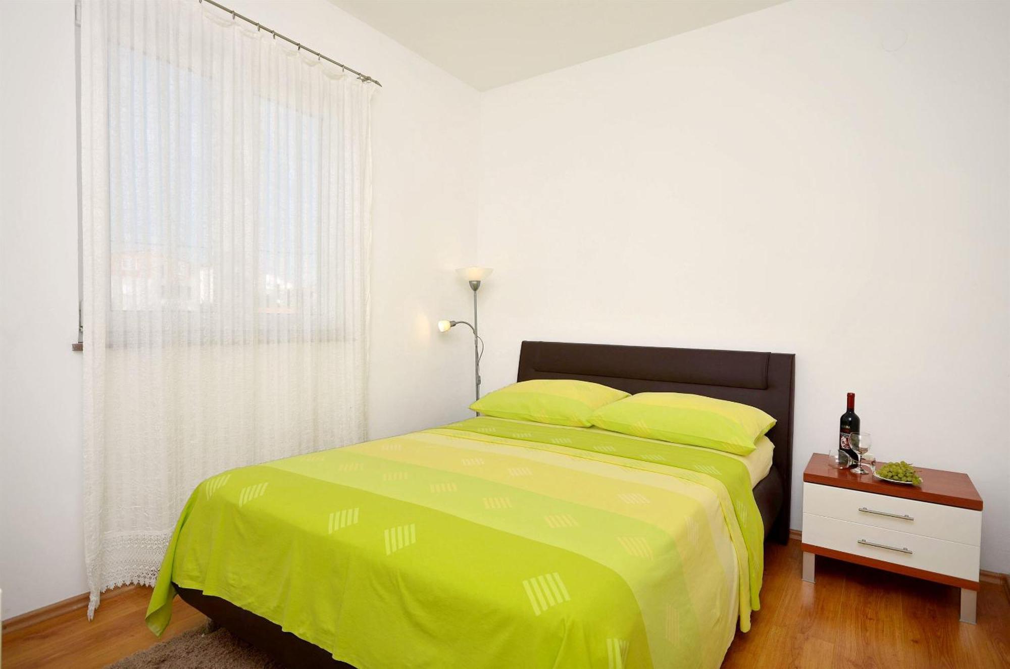 Apartment Srima Kültér fotó