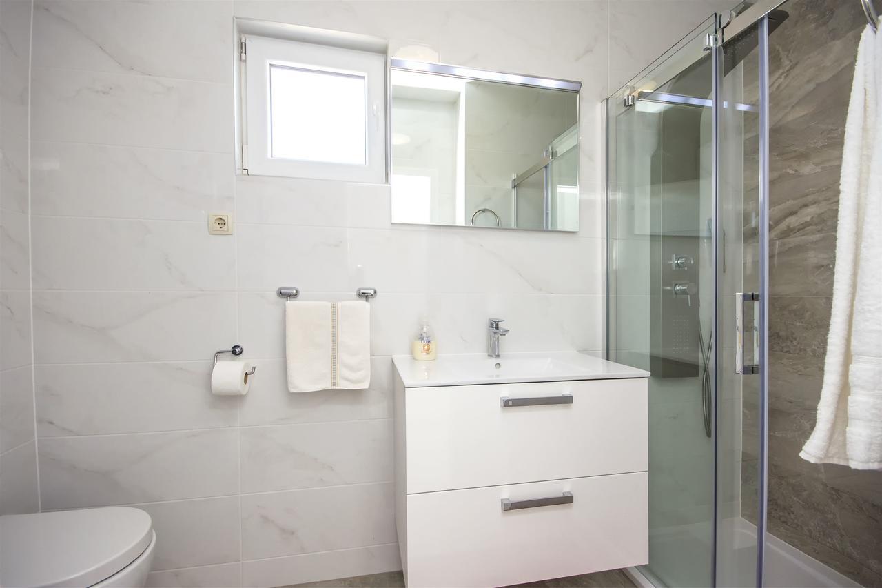 Apartment Srima Kültér fotó