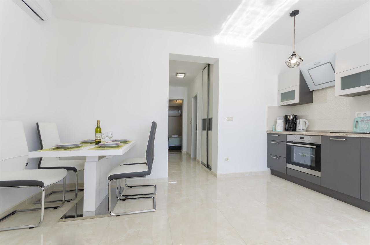 Apartment Srima Kültér fotó